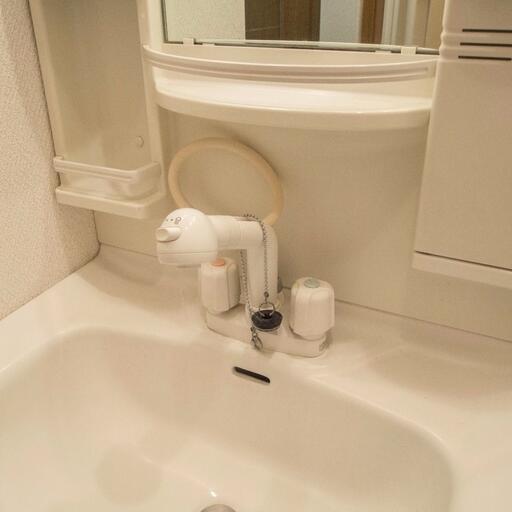 洗面水栓はシャワー付 何かと便利なシャワー付洗面水栓
