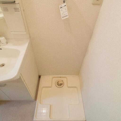 洗濯機置場 防水パンのある室内洗濯機置場