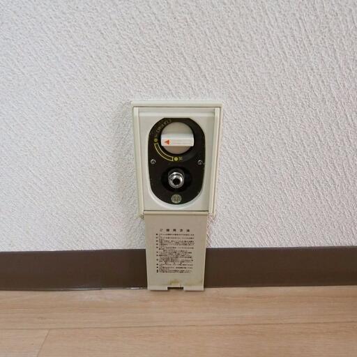 室内のガス栓 ガスヒーターも利用可能です