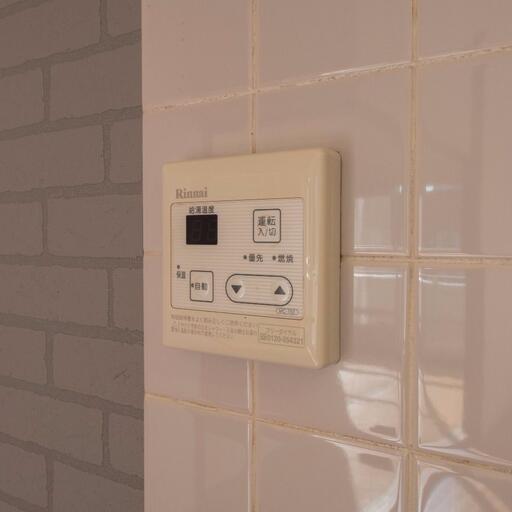 キッチンの給湯リモコン 水温の設定が可能