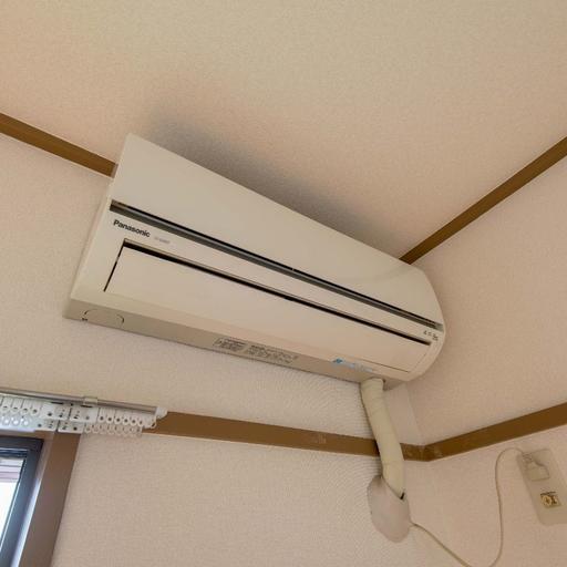 エアコン(パナソニック製) 2010年製、品番:CS-220CF-W