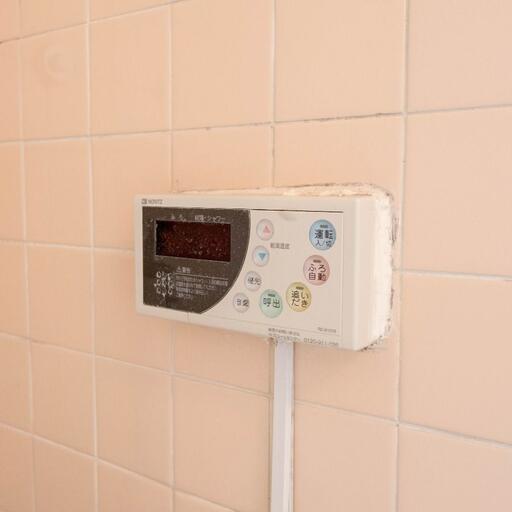 浴室の給湯コントローラー 湯温の設定が可能