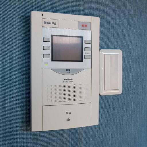 インターホン受話器 オートロックの解除操作も行います