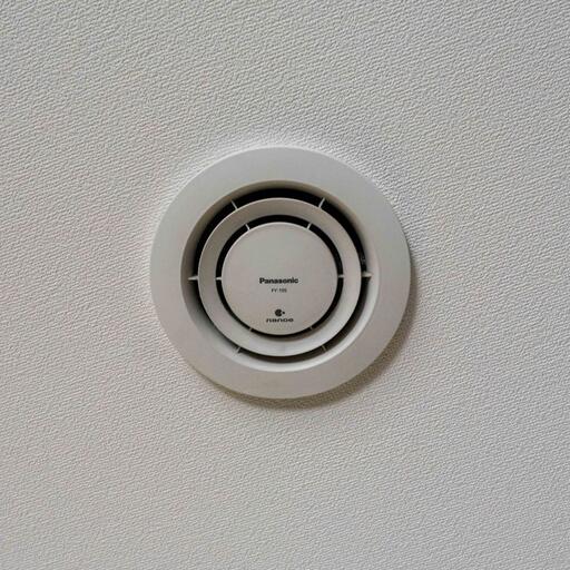 DK天井のナノイー発生機 気になるニオイは「ナノイー」で脱臭