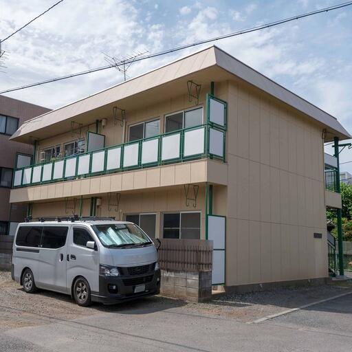 アイビーハウス 外観 敷地内に駐車スペースのある建物