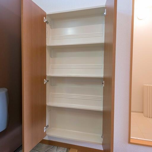玄関収納 省スペースなシューズボックス