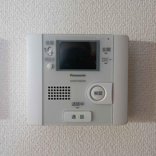 インターホン受話器 室内のオートロック操作盤も兼ねた受話器