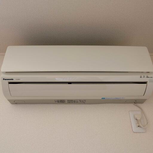 南側洋室のエアコン Panasonic製(CS-282CF-W、2012年製)