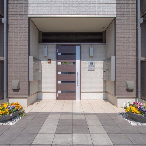 ボナール日野 エントランス オートロックのあるエントランス