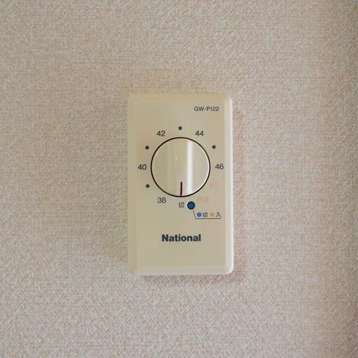 給湯コントローラー お好みの温度に設定が可能