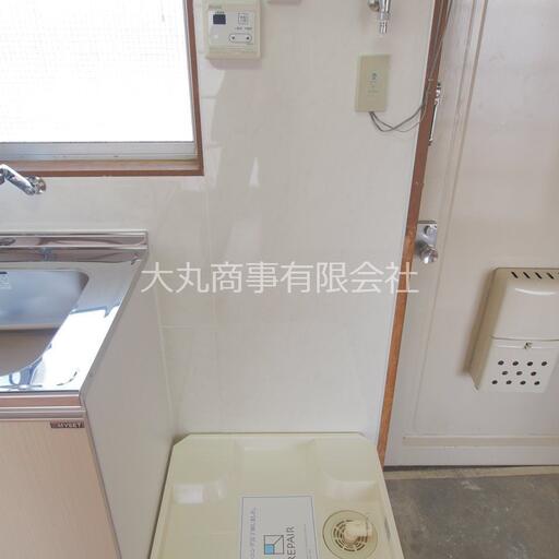 室内洗濯機置場 室内洗濯機置場で洗濯機を汚しません