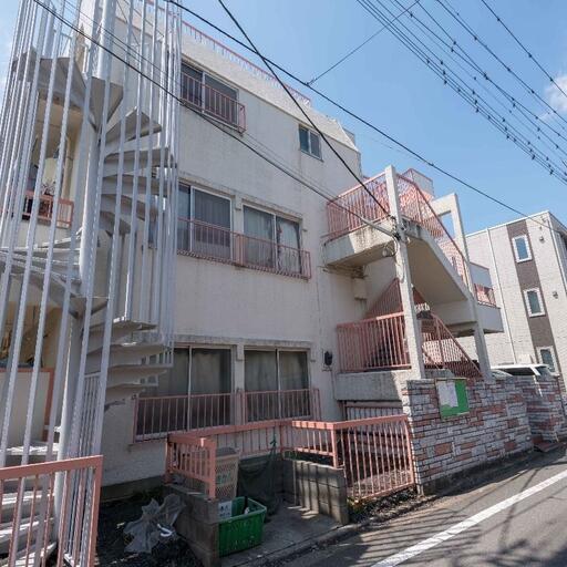 寿マンションは東南向き 生活道路に面した立地