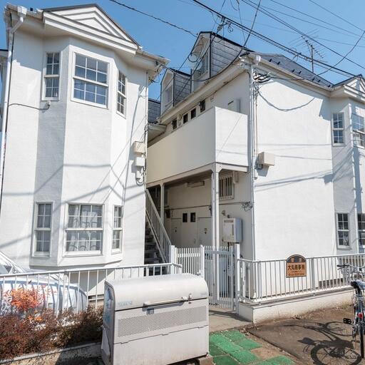 ベルハイツ立川 外観 柴崎町の住宅街に建つ単身向けアパート