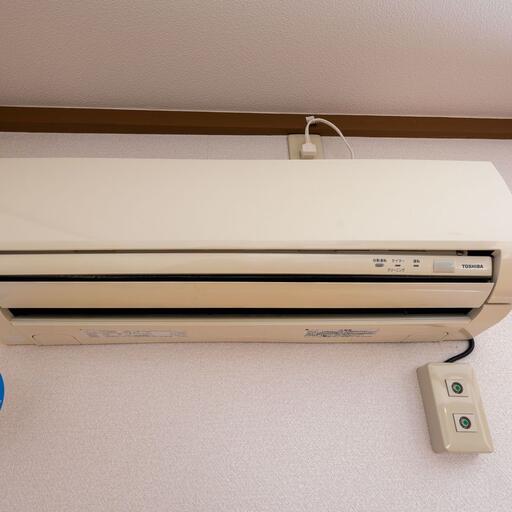 エアコン(東芝製) 形名:RAS-2518AD、2008年製