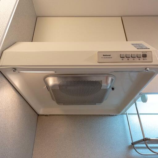 キッチンの換気扇 フードタイプの換気扇