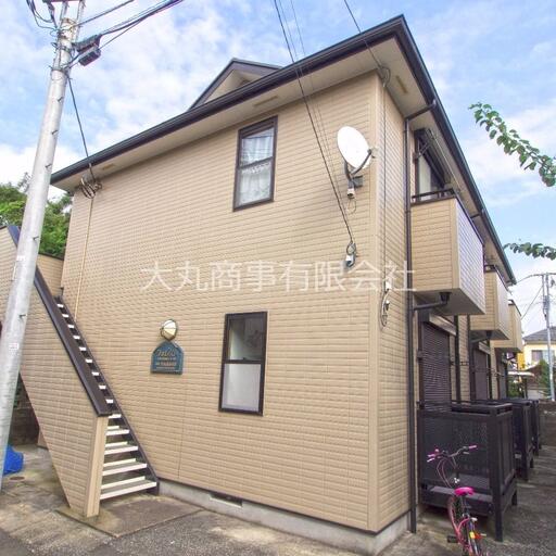 フォレスト外観 全戸南向きで陽当りの良いフォレスト