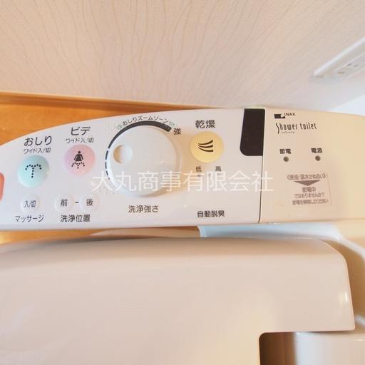 温水洗浄便座のコントローラー INAXのシャワートイレ