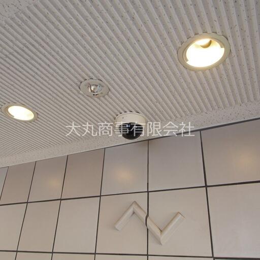 防犯カメラ エントランスロビーには防犯カメラがあり