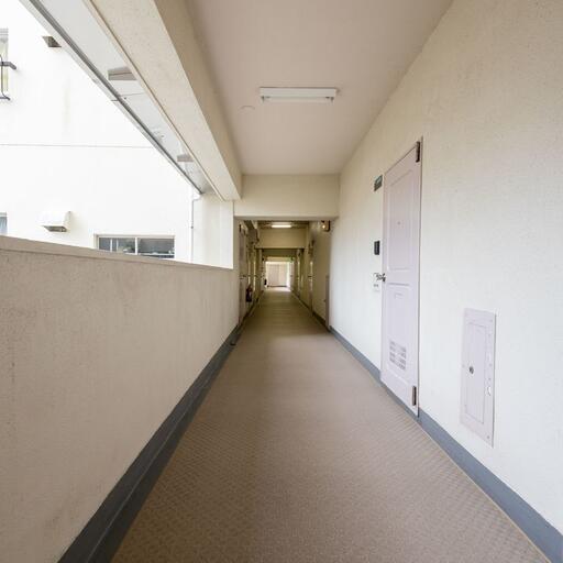 共用廊下 管理の行き届いた共用部分