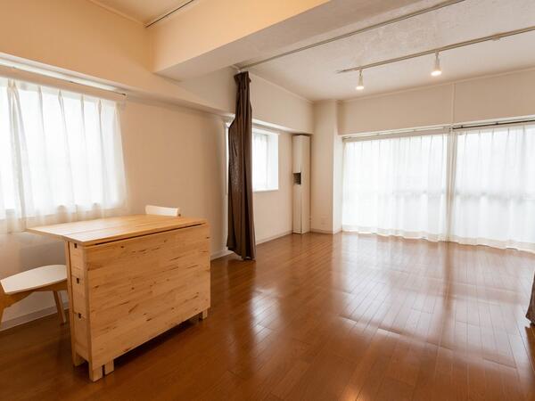 18.5帖の洋室 ゆとりの広さのワンルーム