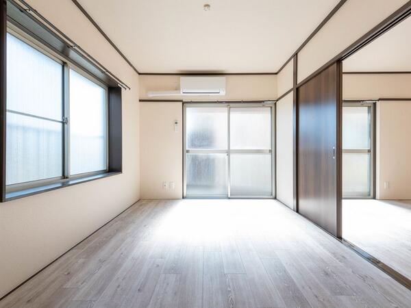 2面採光の洋室 東向きで明るい洋室