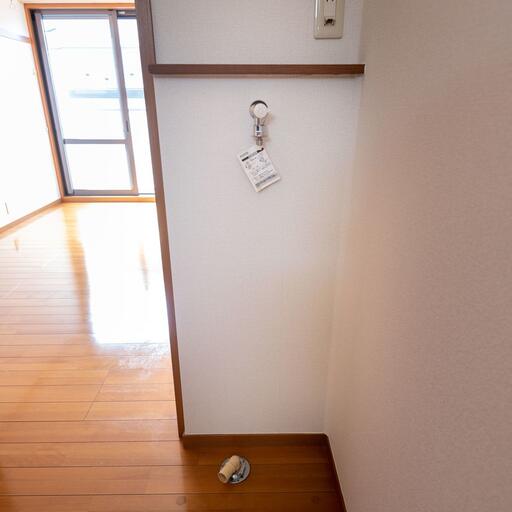 洗濯機置場 防水パンの無いタイプ