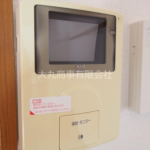 室内インターホン 玄関まで行かなくても来訪者の顔を確認できます