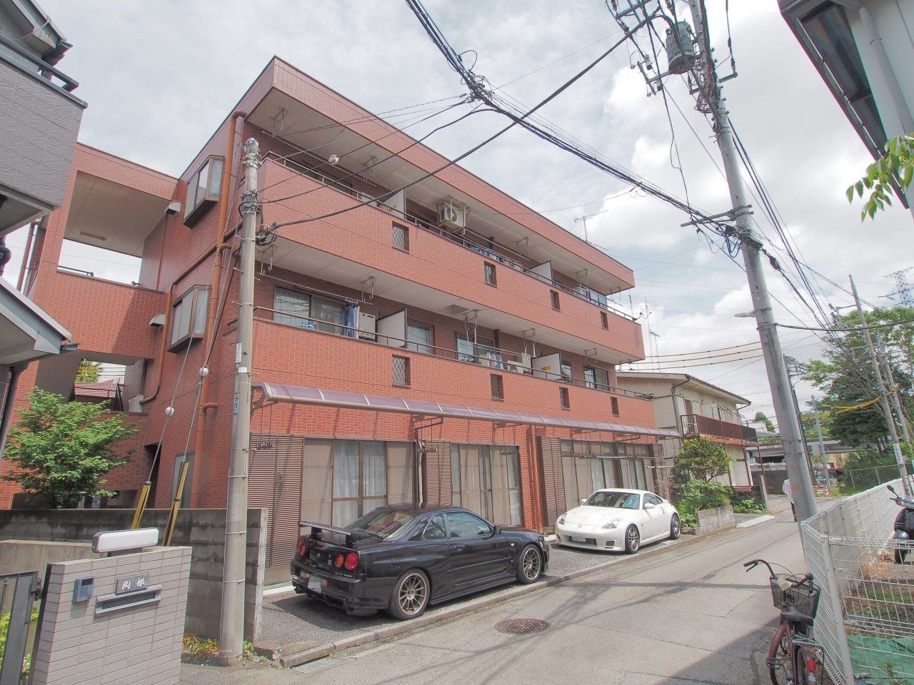 立川市富士見町7丁目の「STKハイツ」 3階建鉄骨造のマンション