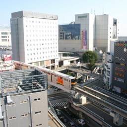 多摩地区屈指の乗客数を誇るターミナル駅