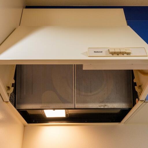 キッチン換気扇 お手入れがラクなレンジフードタイプ