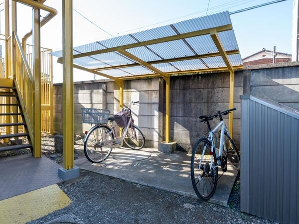自転車置場 屋根のある自転車置場