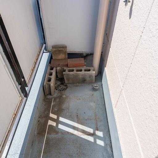 洗濯機置場 バルコニーの洗濯機置場