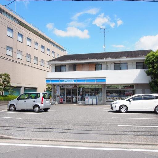 最寄りのコンビニ「ローソン 立川羽衣町三丁目店」 最寄りのコンビニ。物件から「約160m」