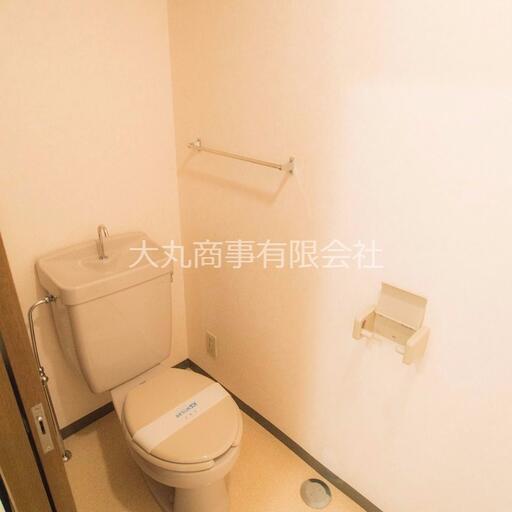 トイレ 上棚のあるトイレ