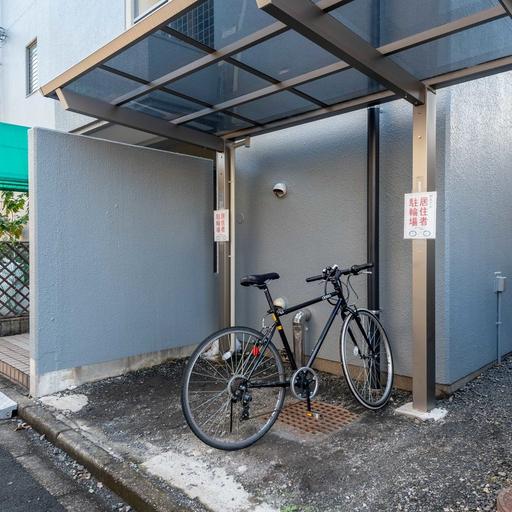 自転車置場 屋根があるので安心