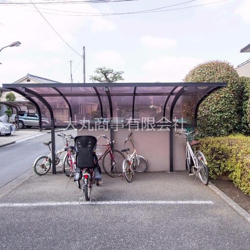 自転車置場 屋根のある自転車置場