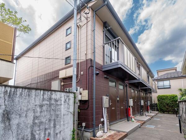 鶯啼館(オウテイカン)外観 国立市にある賃貸アパート