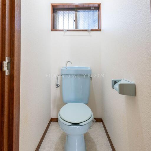 トイレ 窓のある換気しやすいトイレ