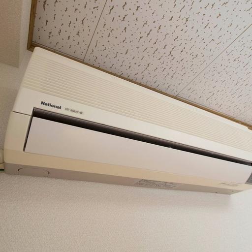 エアコン(西側洋室) ナショナル、1999年製(品番:CS-SG22Y-W)