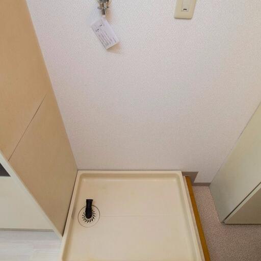 室内洗濯機置場 防水パンのある洗濯機置場