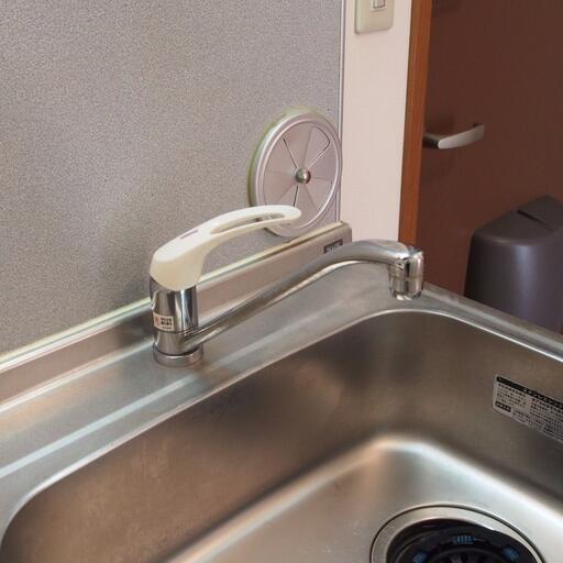 キッチン水栓はワンレバー式 水量の調整や湯水の切替に便利なワンレバー式水栓