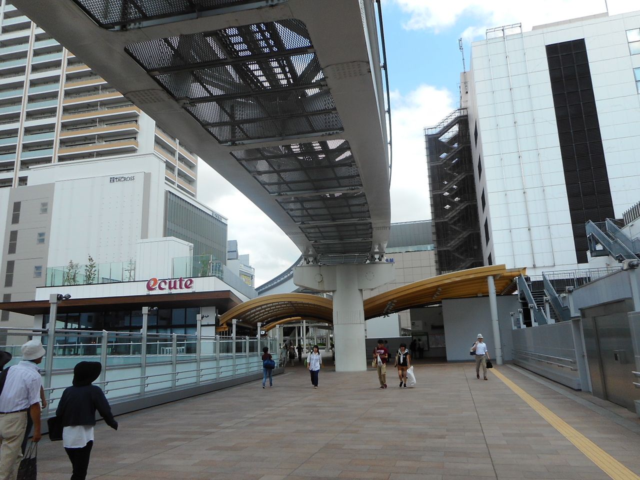 立川駅西側の自由通路
